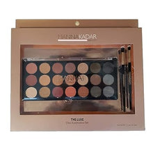 Load image into Gallery viewer, Manna Kadar The Luxe 23 Piece Eye Shadow Set