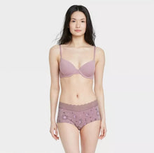 Load image into Gallery viewer, Women's Cotton Boy Shorts with Lace Waistband - Auden