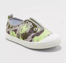 Load image into Gallery viewer, Toddler Archer Slip-On Sneakers - Cat & Jack